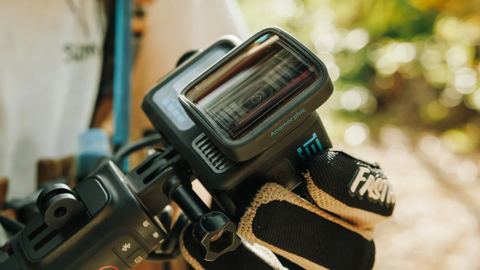 Modificação de Lente Anamórfica para GoPro